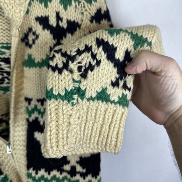 Cowichan Style Thunderbird Wool Sweater Zip Front Hand Knit Men’s Small - Picture 2 of 4